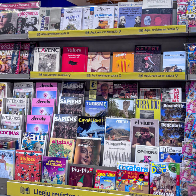 lineal de revistes a Esclat de Malla